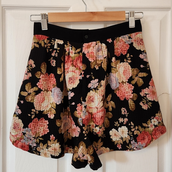 Pretty floral shorts Eve Gravel - Picture 11 of 12